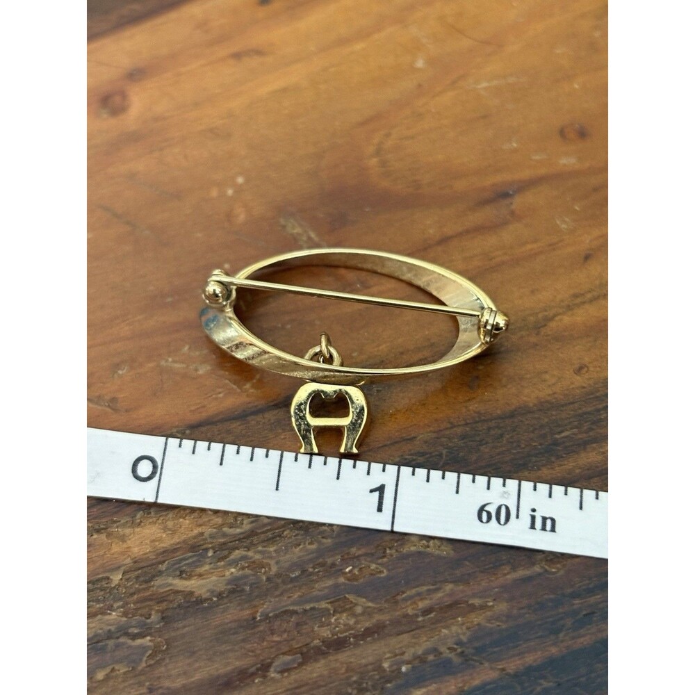 Vintage Gold Tone Aigner Brooch Pin 1” - Picture 7 of 8